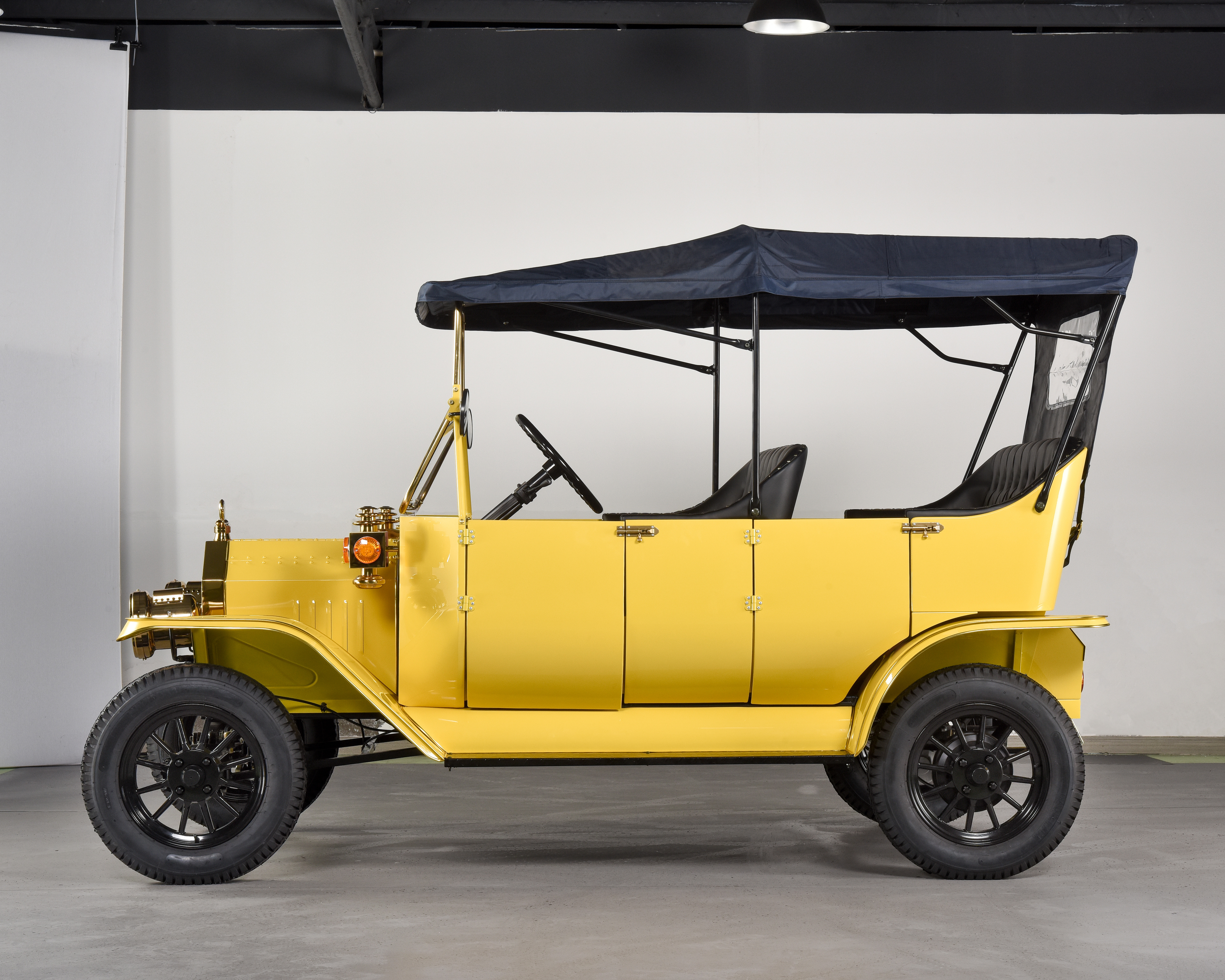 Explore the Past: Vintage Ford Model T Replicas for Sale
