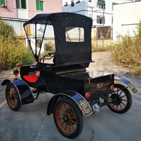 Traditional-style Unique Design Vintage Car